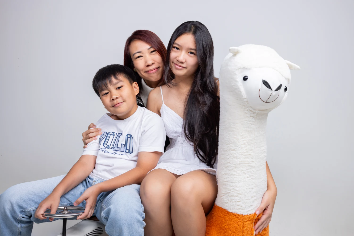 Lyra, Caelum and their mummy